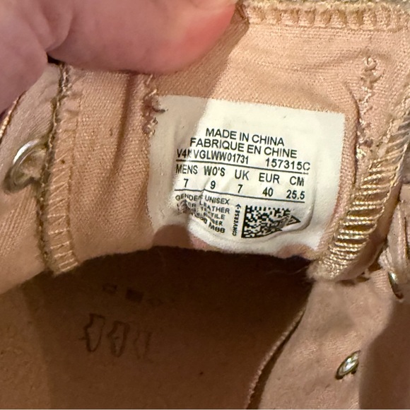 Converse All Star 157315C Rose Gold Metallic Quilted Size 9 Lace Up Leather CUTE - Picture 5 of 7